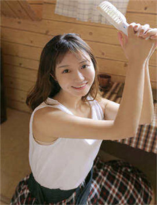 二次元女趴着扒掉内衣内裤-欧美三级免费网站